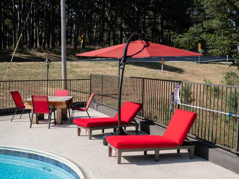 Stonegate Lodge 2 Queen Beds Fast Wifi 50" Tv Salt Water Pool Room #207 Eureka Springs Luaran gambar