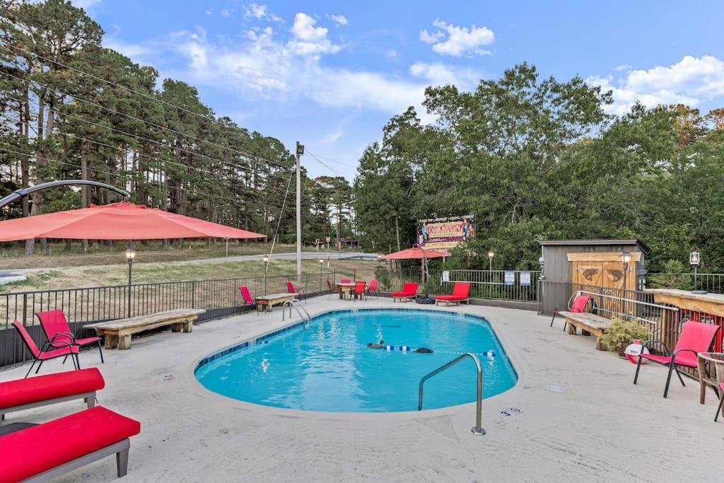 Stonegate Lodge 2 Queen Beds Fast Wifi 50" Tv Salt Water Pool Room #207 Eureka Springs Luaran gambar
